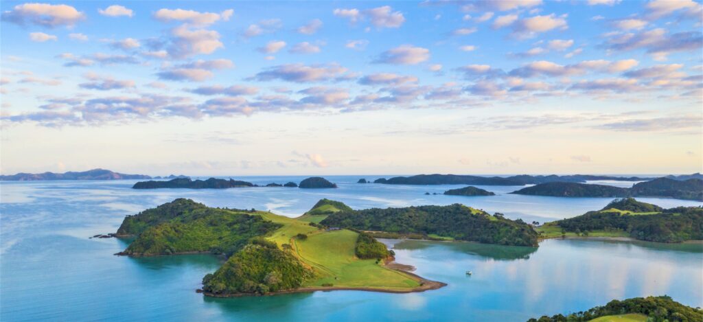 68-Paroa-Bay-Bay-of-Islands-Shaun-Jeffers wide crop final